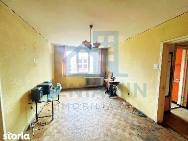 2 Camere-52mp-Balcon-Lift Nou-Anvelopat-Zona-Garii-Necesita-Renovare