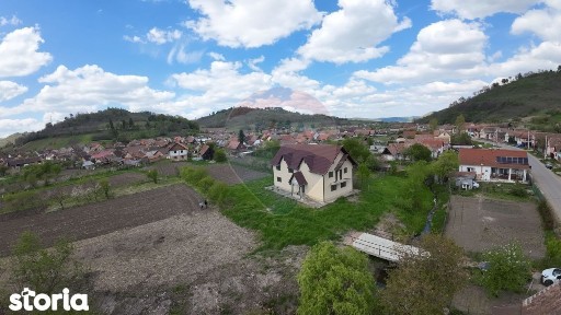 Casă nouă în Moșna - priveliște superbă spre biserica fortificată