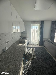 Apartament 2 camere, balcon și lift, Str.Lombului