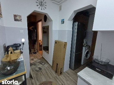 Apartament frumos 3 camere, Dâmbu Pietros