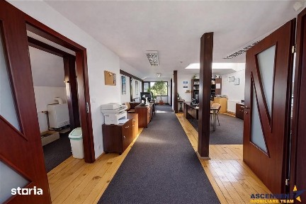 Nivel in casa, recomandat si activitati birou, Central, Brasov.