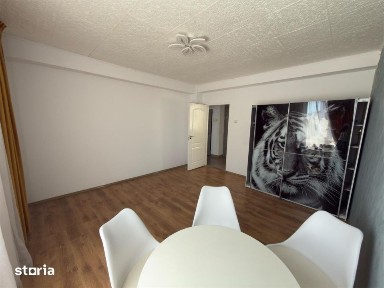 Apartament 4 camere, 71 mp, zona Centrala