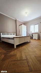 Vanzare 3 camere Universitate cu centrala proprie