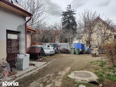 Investitie-Casa renovabila, 2 camere, 39 mp, teren 82 mp, zona central
