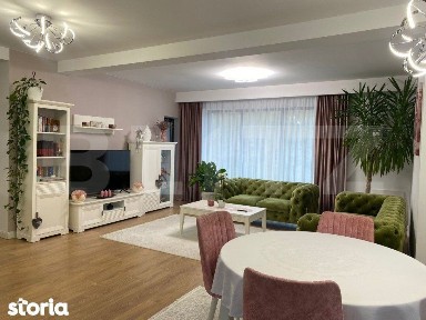 Casa de vacanta cu priveliste catre lac, 213 mp utili, 3500 mp teren c