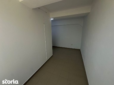 Spatiu comercial, centru medical, 60 mp, zona Exterior Sud