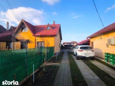 Gospodarie deosebita, casa de locuit, spatiu comercial, 155 mpu si 200