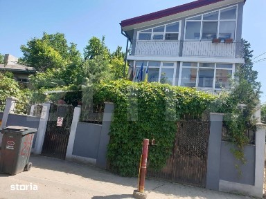 Proprietate de vanzare, 210 mp, zona Centru