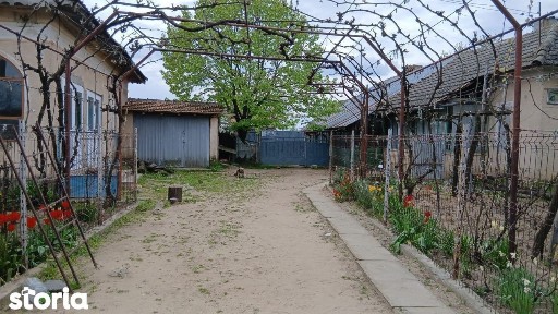 Casa de vanzare CELARU Dolj teren 8481 mp