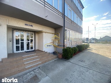 Ap. de vânzare - 4 cam. open space, bloc nou