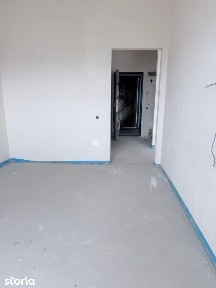 Apartament cu 3 camere,terasa,parcare,zona Eroilor,etaj intermediar