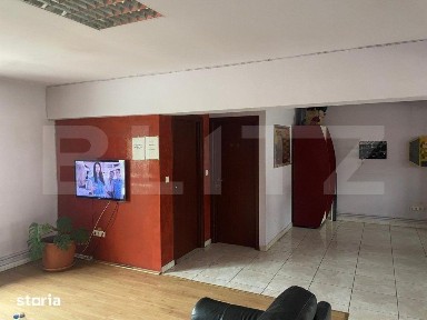 Spatiu comercial de vanzare, 5 incaperi, 328 mp, zona-Spitalul Judetea
