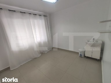 Spatiu comercial/ salon, 66.11 mp, zona Burdujeni