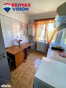 Apartament cu 2 camere de închiriat în zona Rovine