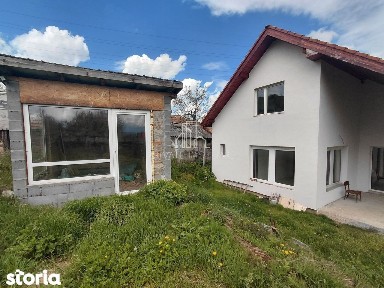 Casa De Vanzare, 1100 Mp Teren, Strada Remetea, Unirii