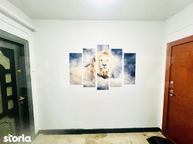 Apartament 2 camere, semidecomandat, mobilat, cu loc de parcare zona -