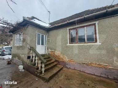 Casa de renovat cu teren generos 1.400 mp - Codlea