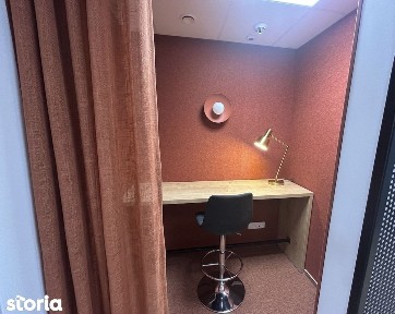 Birou prestigios complet mobilat, pentru 3 persoane în Victoria Center