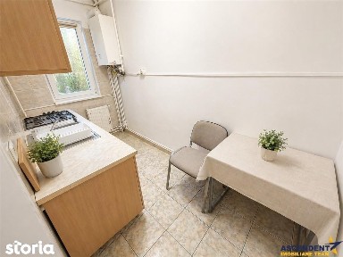 Apartament cu 3 camere, izolat termic, Dambu Pietros, Targu Mures.