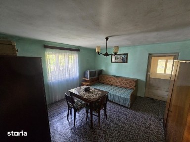 Casa + teren 309 mp, zona Primariei - Str. Otelesti