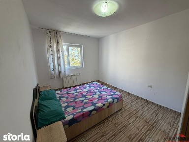 Garsoniera de vanzare, etaj 4, zona Capela