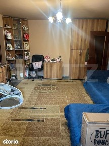 Apartament de vanzare, semidecomandat, cu 3 camere, 62 mp