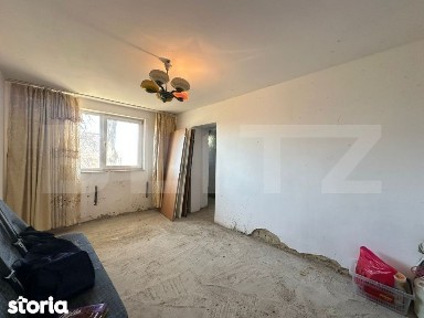 Apartament 3 camere la parter, bloc caramida, Micro 6 - pret avantaj