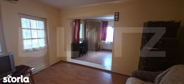Casa cu 3 camere, curte verde si spatioasa 400 mp,zona Bariera Bucures