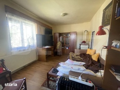 Casa de vanzare, 5 camere, 120 mp, zona semi-centrala, Zalau