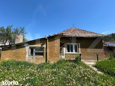 Casa individuala in Gherla, 130 mp + 540 mp teren - ideala pentru re