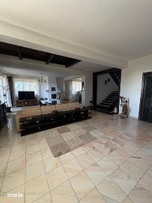 Vila D+P+M cu piscina si sauna, 5 camere, 290 mp, teren 15 ari, panora