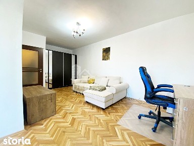 Apartament cu 3 camere de inchiriat zona Decebal, Oradea