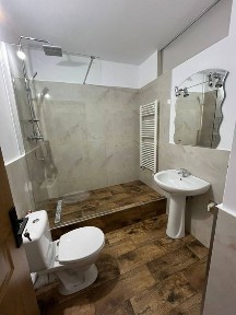 Garsonieră modernă de vânzare, 40 mp