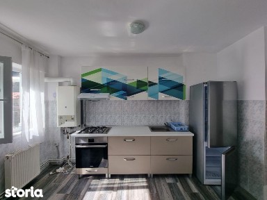 Apartament 3 camere de vanzare - Azuga, centru| 55 mp | 68.000 €