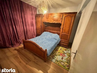 Apartament cu 2 camere et 2 zona Boul Rosu
