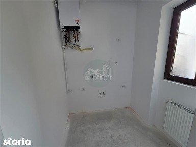 Apartament cu o camera decomandat pivnita zona Centrala