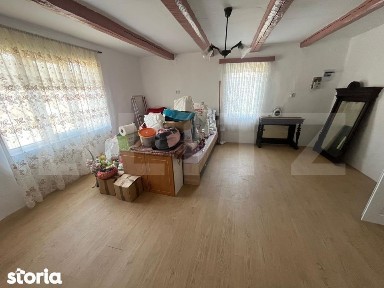 Casa Traditionala, finisata si izolata - Jelna sau schimb cu garsoni