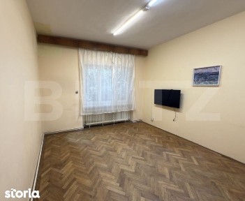 Apartament cu 5 camere, 143 mp, zona Centrala