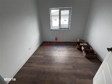 Casa parter 4 camere 2 bai Terasa Beci in zona Valea Adanca