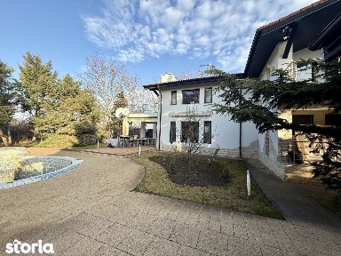 Grădină superbă, piscină și intimitate deplină - 1387 mp teren
