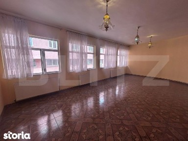Spatiu Comercial - deasupra de Towers, 140 mp