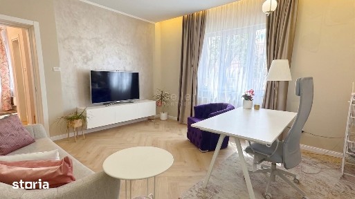 Casa Individuala Renovata | Ideal Locuinta sau Activitate Comerciala