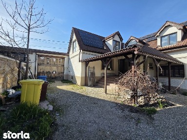 Vilă 9 camere Cristian | Terasă Bucegi | Ideal investiție