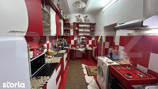 Proprietate versatila, 4 incaperi, 300 mp, in zona centrala