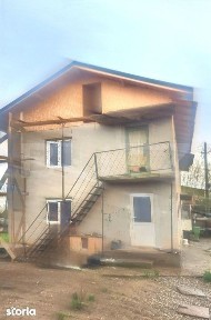 CASAcu ETAJ 178 mp/teren 700 mp proiect HOSTEL BRAZI