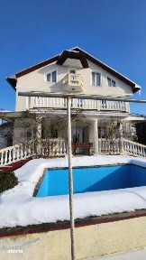 Casa de vanzare, 3 dormitoare, 10 ari teren