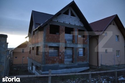 Casa la rosu Burdujeni. 189mp utili, D+P+1, 300 mp teren