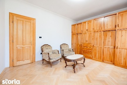 Apartament 2 camere decomandat, centrală proprie - ultracentral