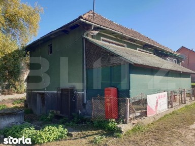 De inchiriat magazin alimentar, central 100 mp,parter, sat Caila