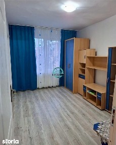 Apartament cu 2 camere de vanzare decomandat, in Tudor str. Infratirii